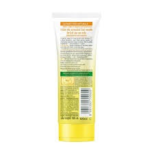 Garnier Face Wash Bright Vitamin C scrub